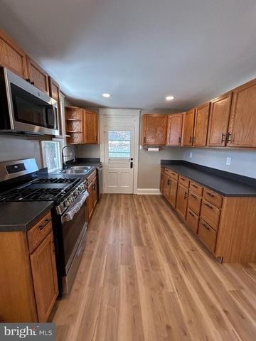 1420 S DUKE ST, York, PA 17403