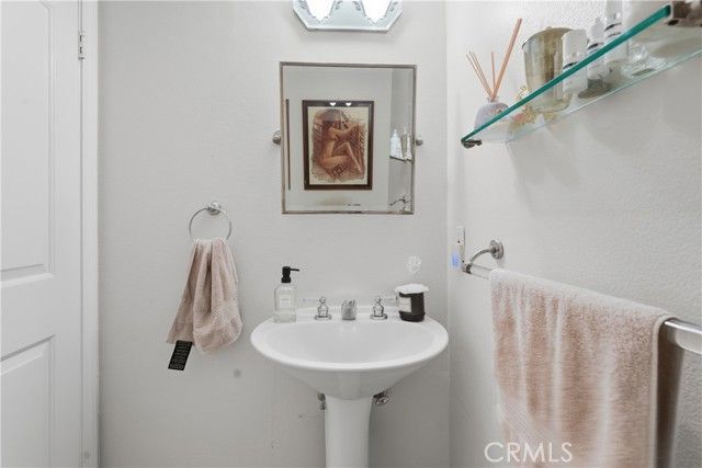 5340 Las Virgenes 11, Calabasas, CA 91302