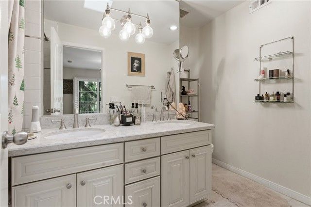 5340 Las Virgenes 11, Calabasas, CA 91302