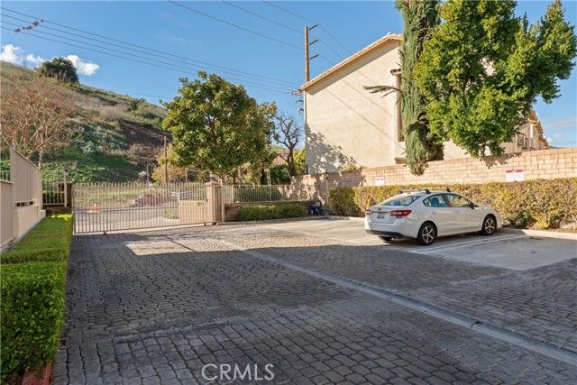 5340 Las Virgenes 11, Calabasas, CA 91302
