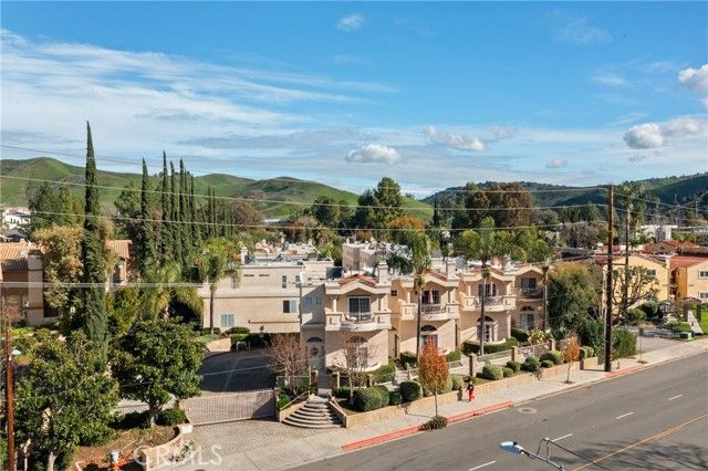 5340 Las Virgenes 11, Calabasas, CA 91302