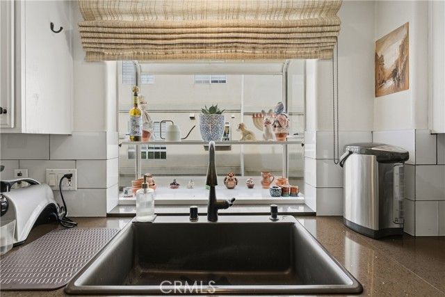 5340 Las Virgenes 11, Calabasas, CA 91302