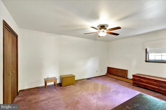 49 BERNE RD, Hamburg, PA 19526