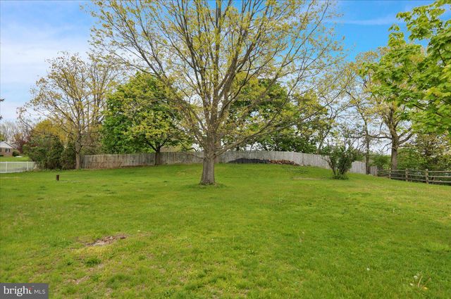 49 BERNE RD, Hamburg, PA 19526