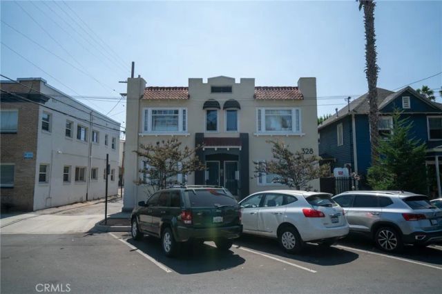 328 W 8th Street, Long Beach, CA 90813
