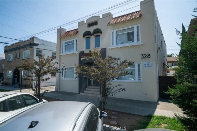 328 W 8th Street, Long Beach, CA 90813