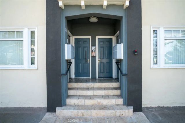 328 W 8th Street, Long Beach, CA 90813