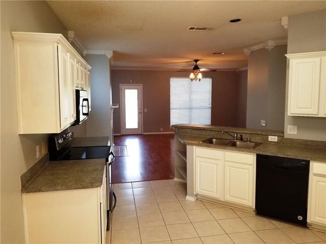 1100 Raleigh Drive, Lewisville, TX 75077
