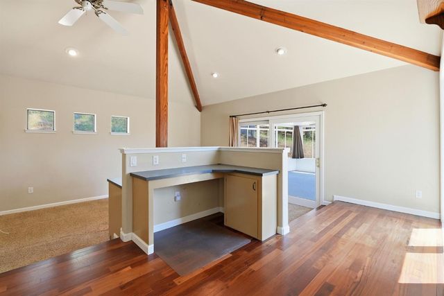 16930 Mountain View Dr, Applegate, CA 95703