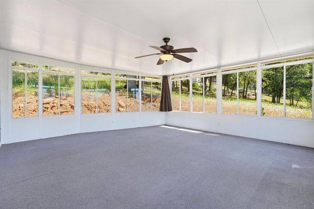 16930 Mountain View Dr, Applegate, CA 95703