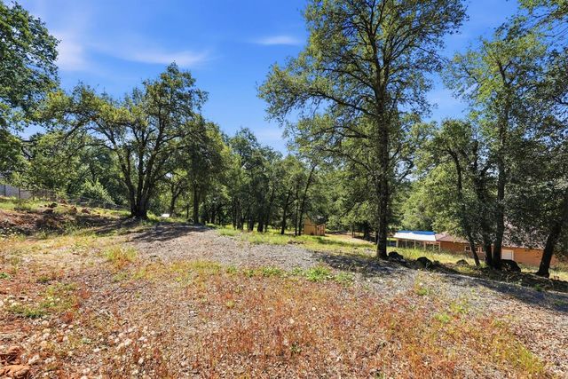 16930 Mountain View Dr, Applegate, CA 95703