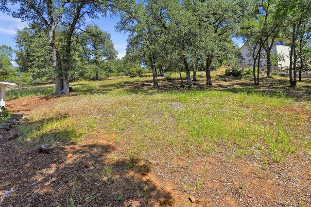 16930 Mountain View Dr, Applegate, CA 95703