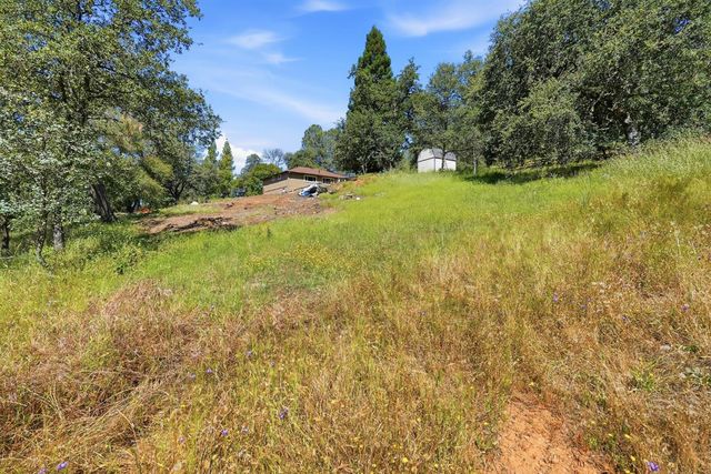 16930 Mountain View Dr, Applegate, CA 95703