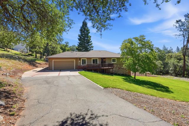 16930 Mountain View Dr, Applegate, CA 95703