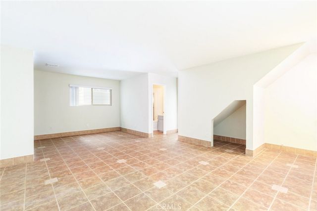 126 Neptune Avenue, Hermosa Beach, CA 90254