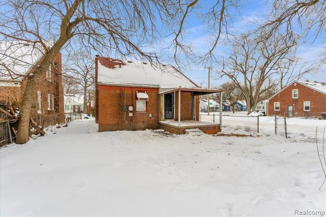 19703 Mansfield Street, Detroit, MI 48235