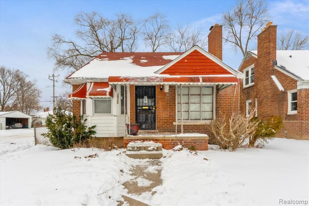 19703 Mansfield Street, Detroit, MI 48235