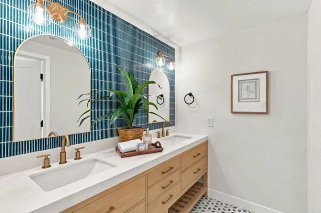 3140 Arroyo Vista, Carlsbad, CA 92009