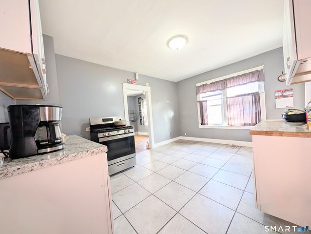 905 Cooke Street, Waterbury, CT 06704