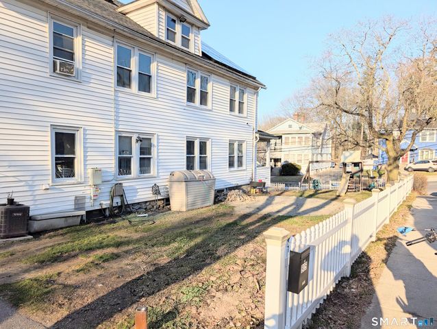905 Cooke Street, Waterbury, CT 06704