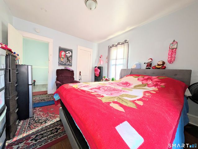 905 Cooke Street, Waterbury, CT 06704