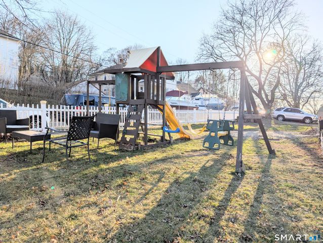 905 Cooke Street, Waterbury, CT 06704