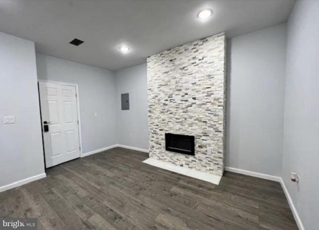 5710 ASHLAND AVE, Philadelphia, PA 19143