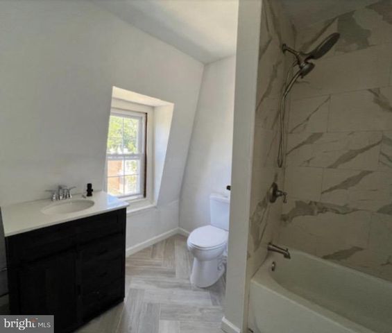 5710 ASHLAND AVE, Philadelphia, PA 19143