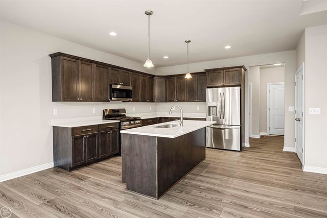 1134 Julian Court, Waterford Twp, MI 48327
