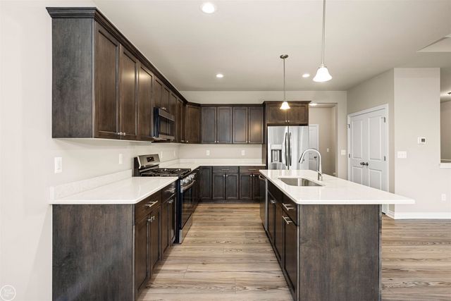 1134 Julian Court, Waterford Twp, MI 48327