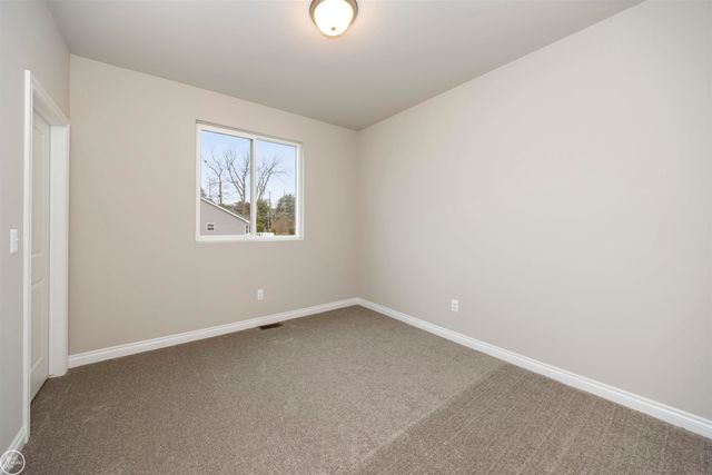 1134 Julian Court, Waterford Twp, MI 48327