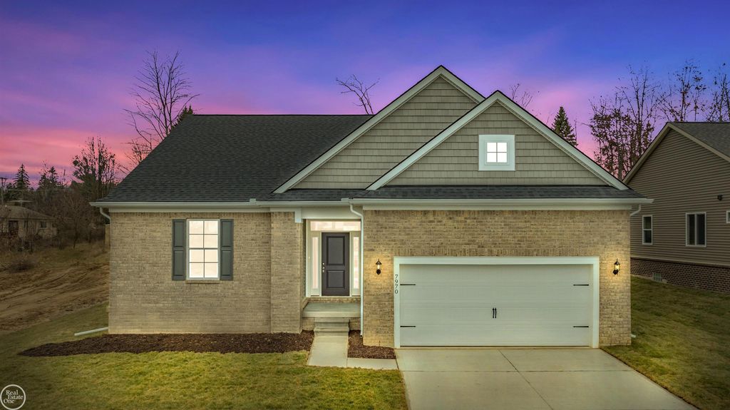 1134 Julian Court, Waterford Twp, MI 48327
