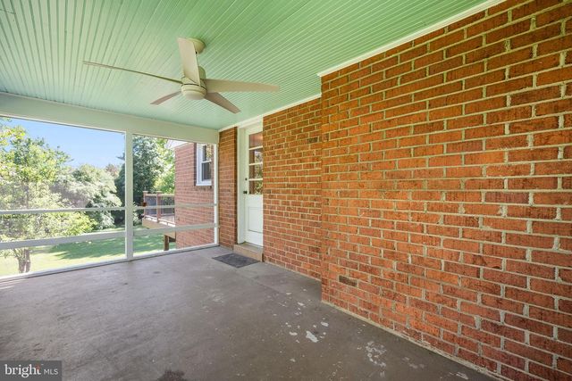4037 OXFORD ST, Annandale, VA 22003