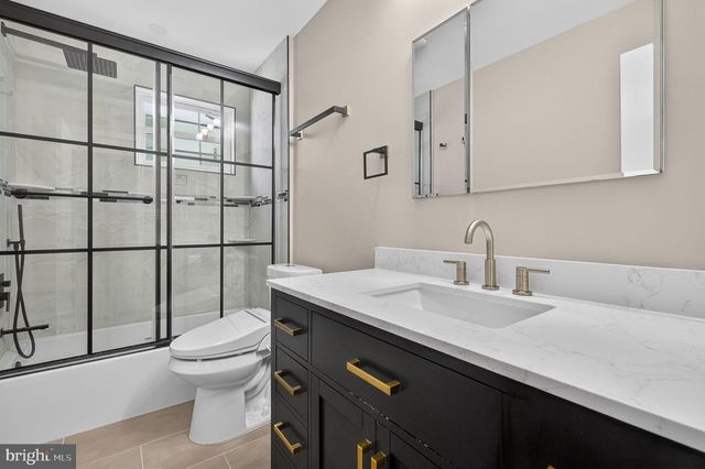 4037 OXFORD ST, Annandale, VA 22003
