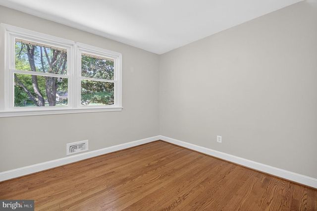 4037 OXFORD ST, Annandale, VA 22003