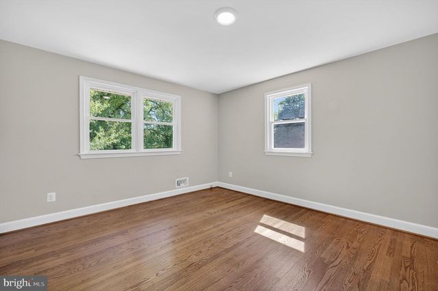 4037 OXFORD ST, Annandale, VA 22003