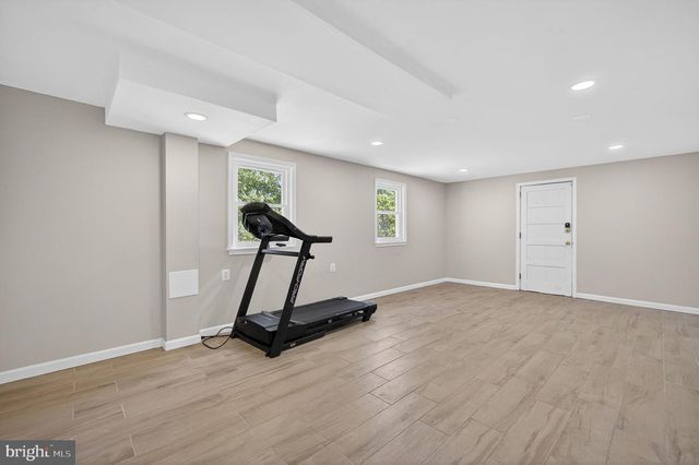 4037 OXFORD ST, Annandale, VA 22003
