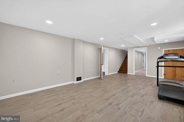 4037 OXFORD ST, Annandale, VA 22003