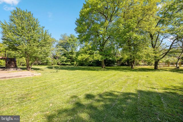 4037 OXFORD ST, Annandale, VA 22003