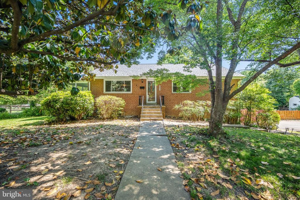 4037 OXFORD ST, Annandale, VA 22003