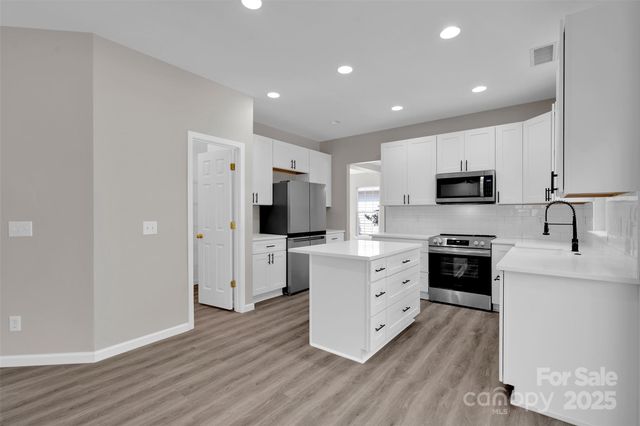 9211 Hickory Tree Lane, Charlotte, NC 28277