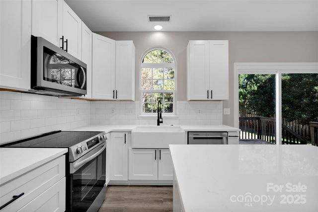 9211 Hickory Tree Lane, Charlotte, NC 28277