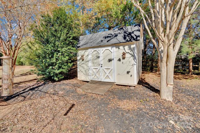 9211 Hickory Tree Lane, Charlotte, NC 28277