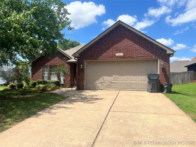 10607 E 115th Street, Bixby, OK 74008