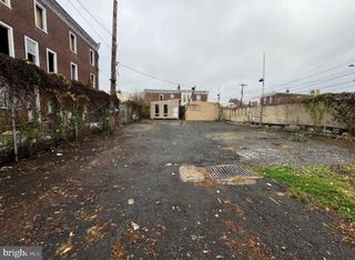101 W WYOMING AVE, Philadelphia, PA 19140