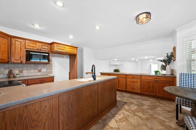 7225 Fairington Circle, Hixson, TN 37343