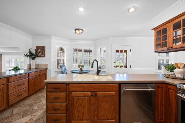 7225 Fairington Circle, Hixson, TN 37343