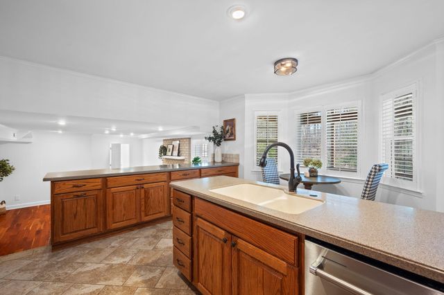 7225 Fairington Circle, Hixson, TN 37343