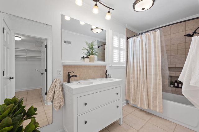 7225 Fairington Circle, Hixson, TN 37343