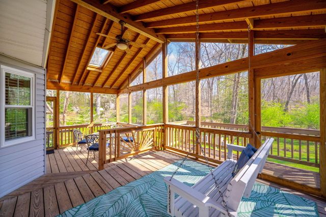 7225 Fairington Circle, Hixson, TN 37343